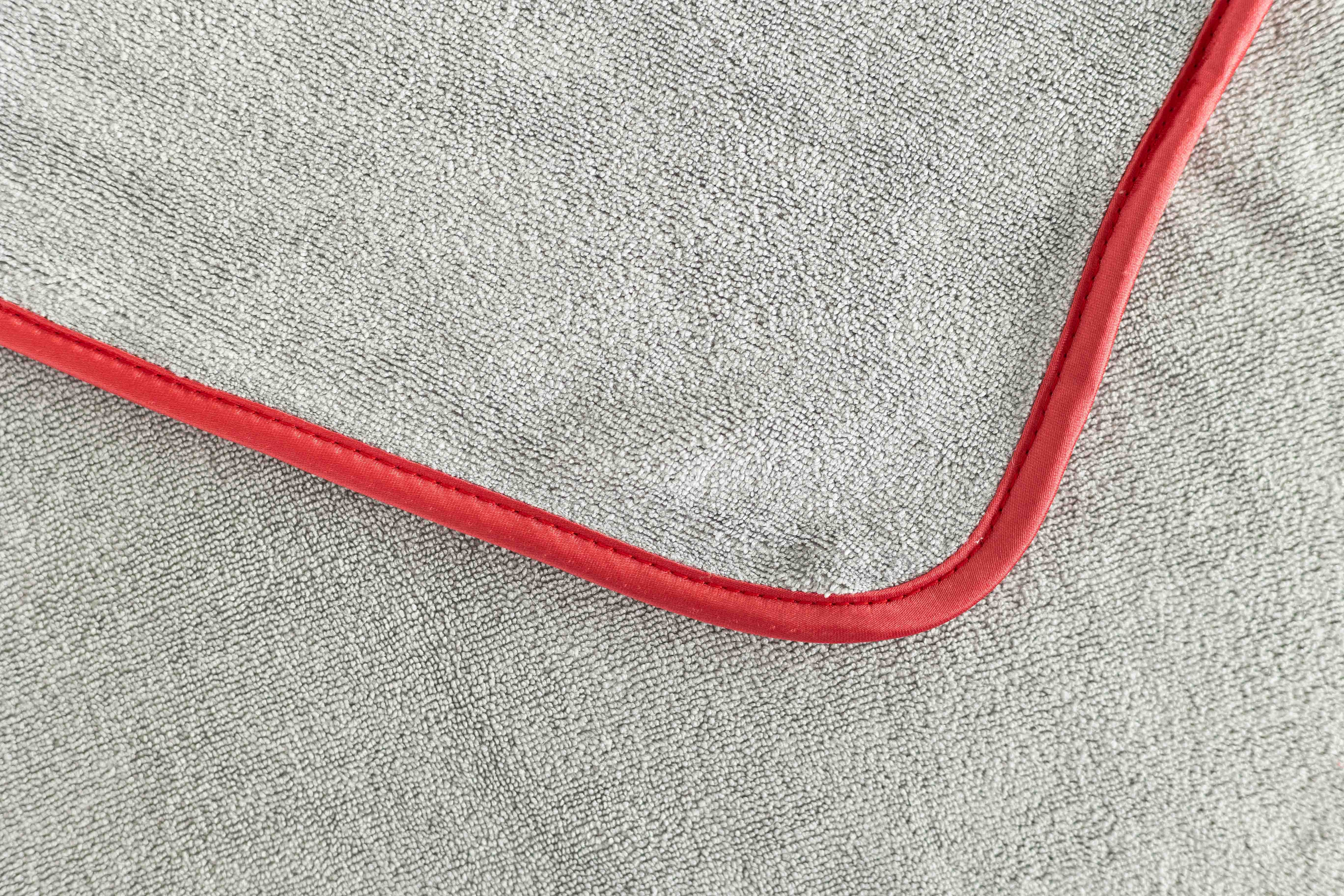 Microfibre Towel Grey-Red 50x50cm (125gr:doek) 3317:11 .jpg